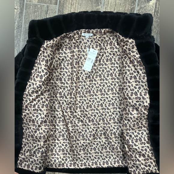 NWT Baciano Amelia Faux Fur Coat - Picture 3 of 10